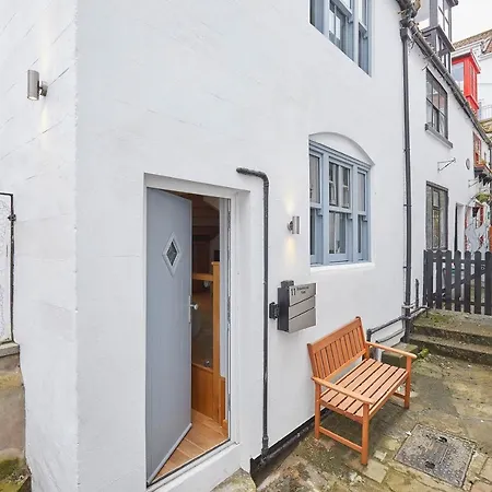 Host & - 11 Bakehouse Yard * וויטבי