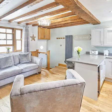 Host & - 11 Bakehouse Yard Dom wakacyjny *