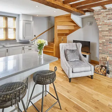 Host & - 11 Bakehouse Yard Dom wakacyjny