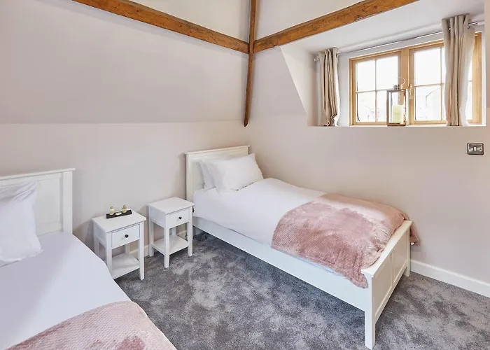 Host & - 11 Bakehouse Yard Vakantiehuis *