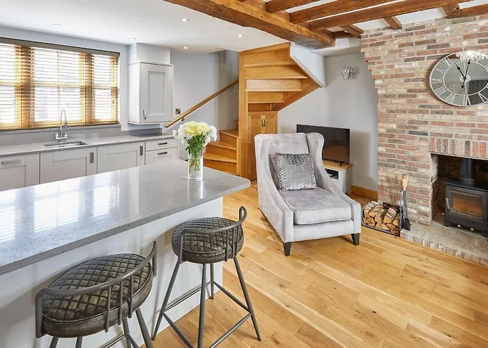 Host & - 11 Bakehouse Yard בית נופש