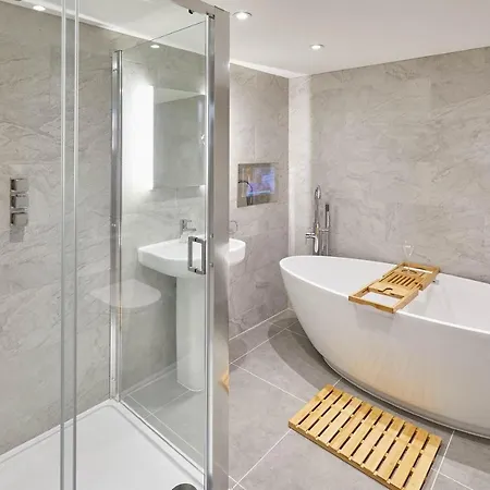 Дом отдыха Host & - 11 Bakehouse Yard *